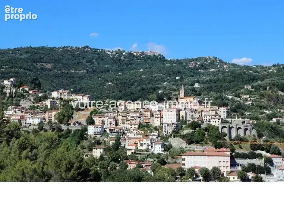 Appartement à CONTES