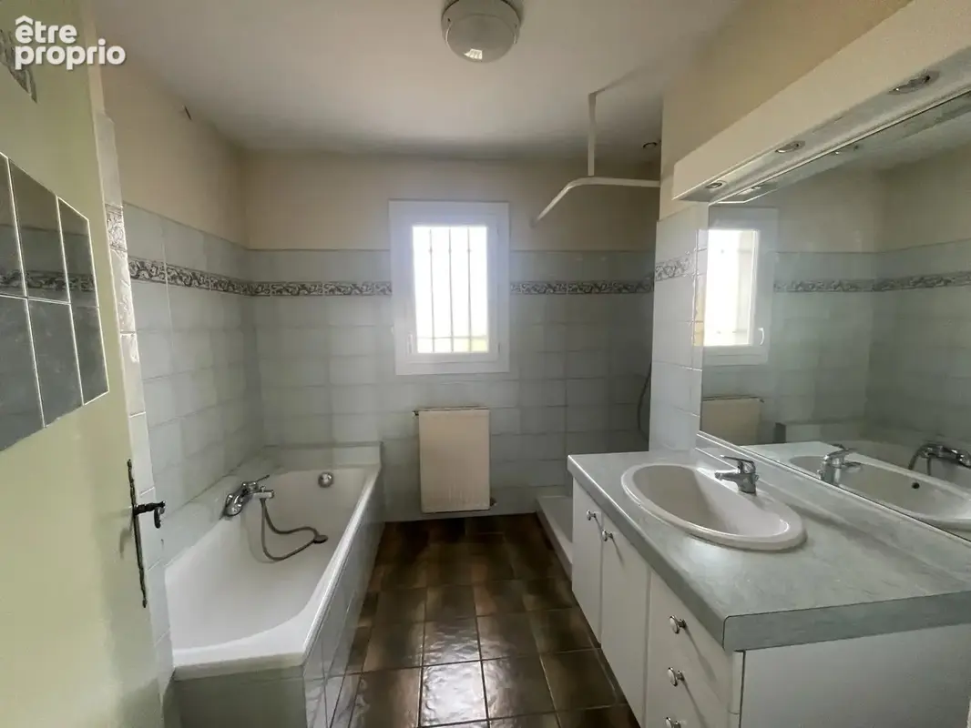 A VENDRE ALES MAISON + Terrain Constructible - photo 10