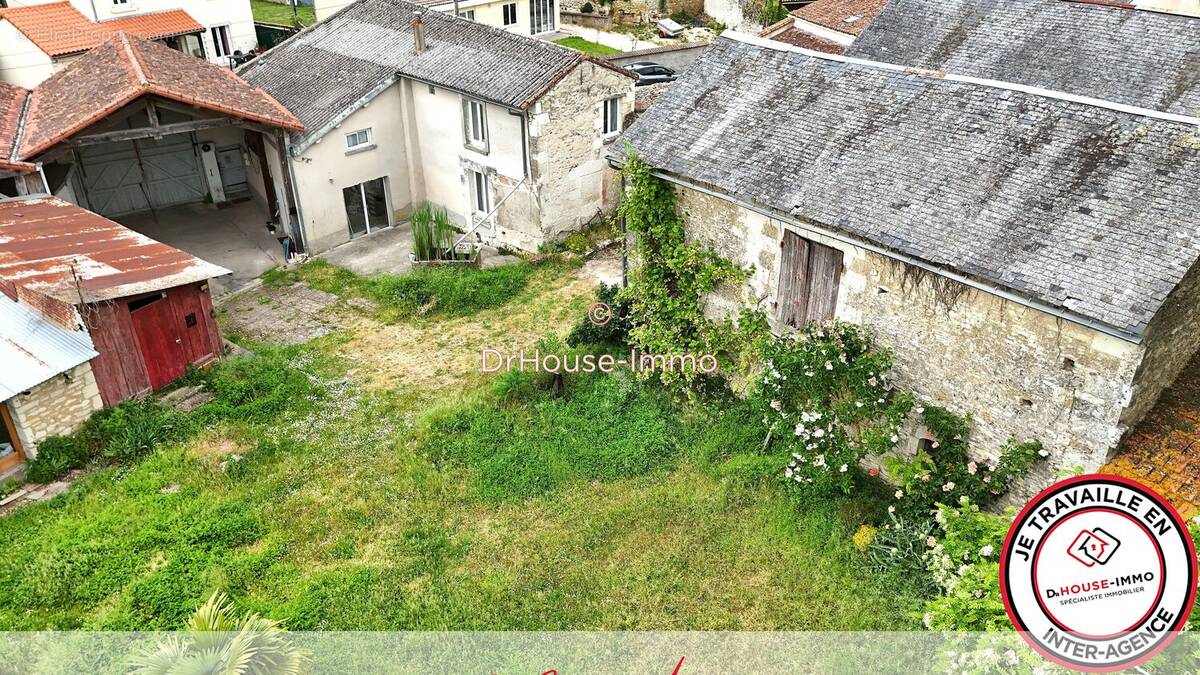 Maison à MIREBEAU