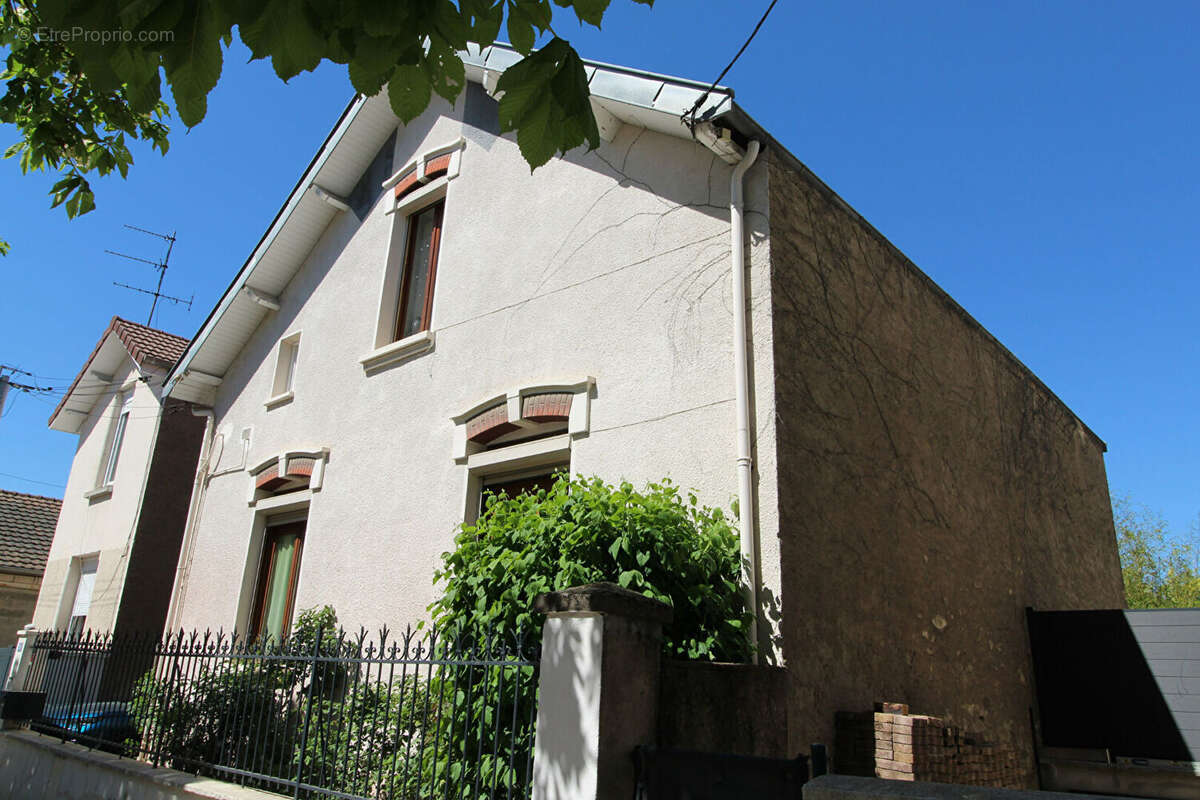 Maison à DIJON