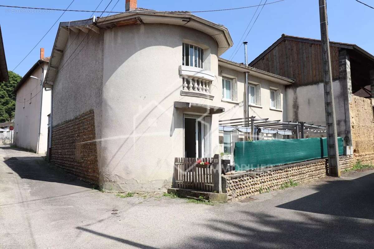 Maison à LENS-LESTANG