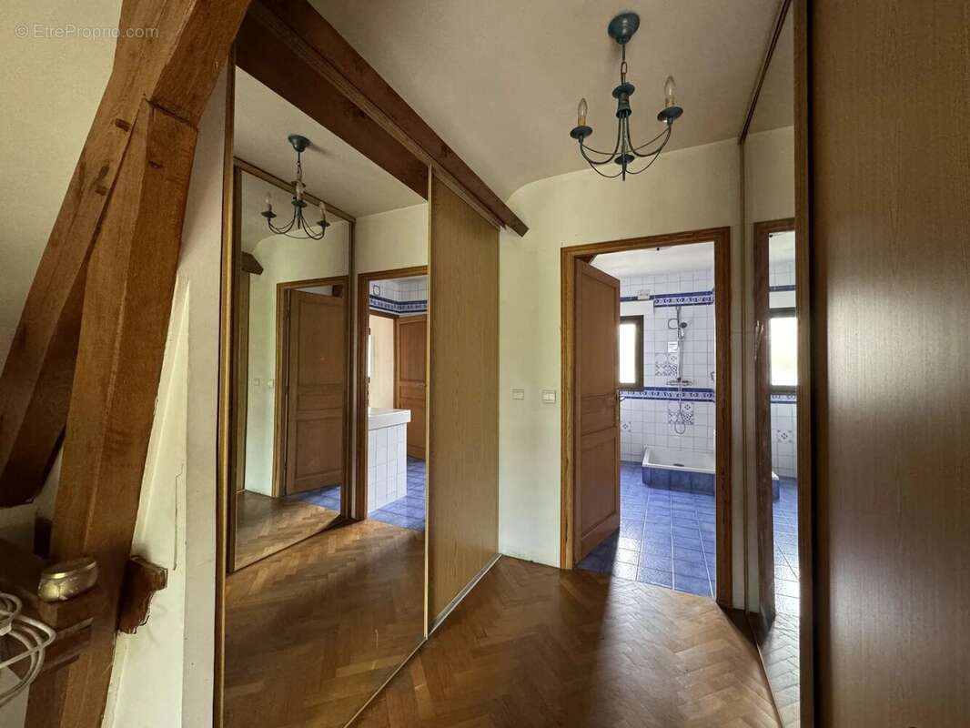 Maison 176 m² à L'hay-Les-Roses  - photo 10