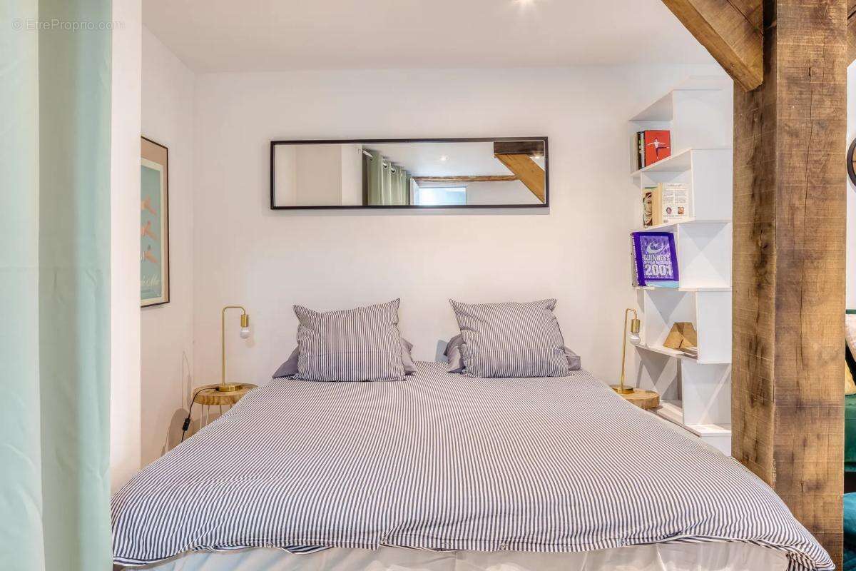 Maison à EQUEMAUVILLE