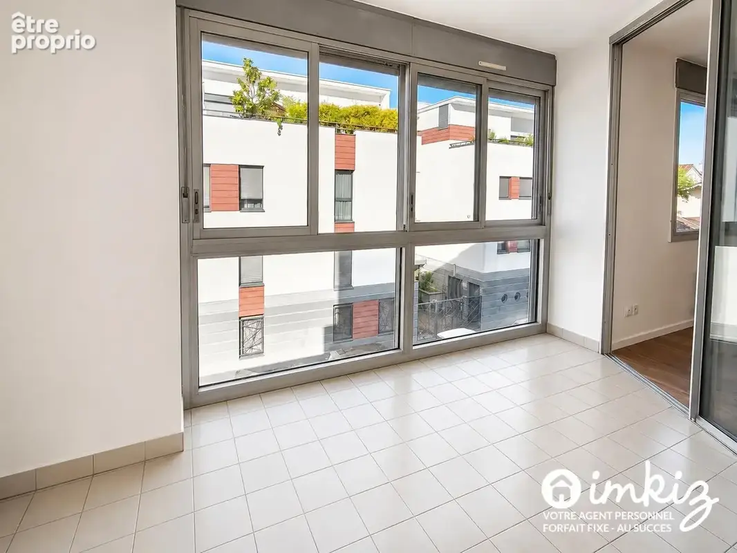 Montchat, 93m², annexes rares : garage + cave 25m² - photo 3