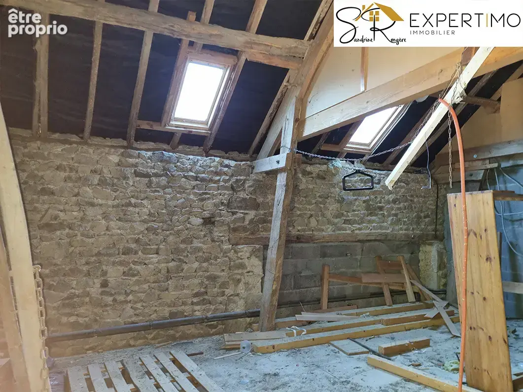 Maison en pierre de 119 m2   Terrain de 1 345 m2   Gouttières (63390) - photo 17