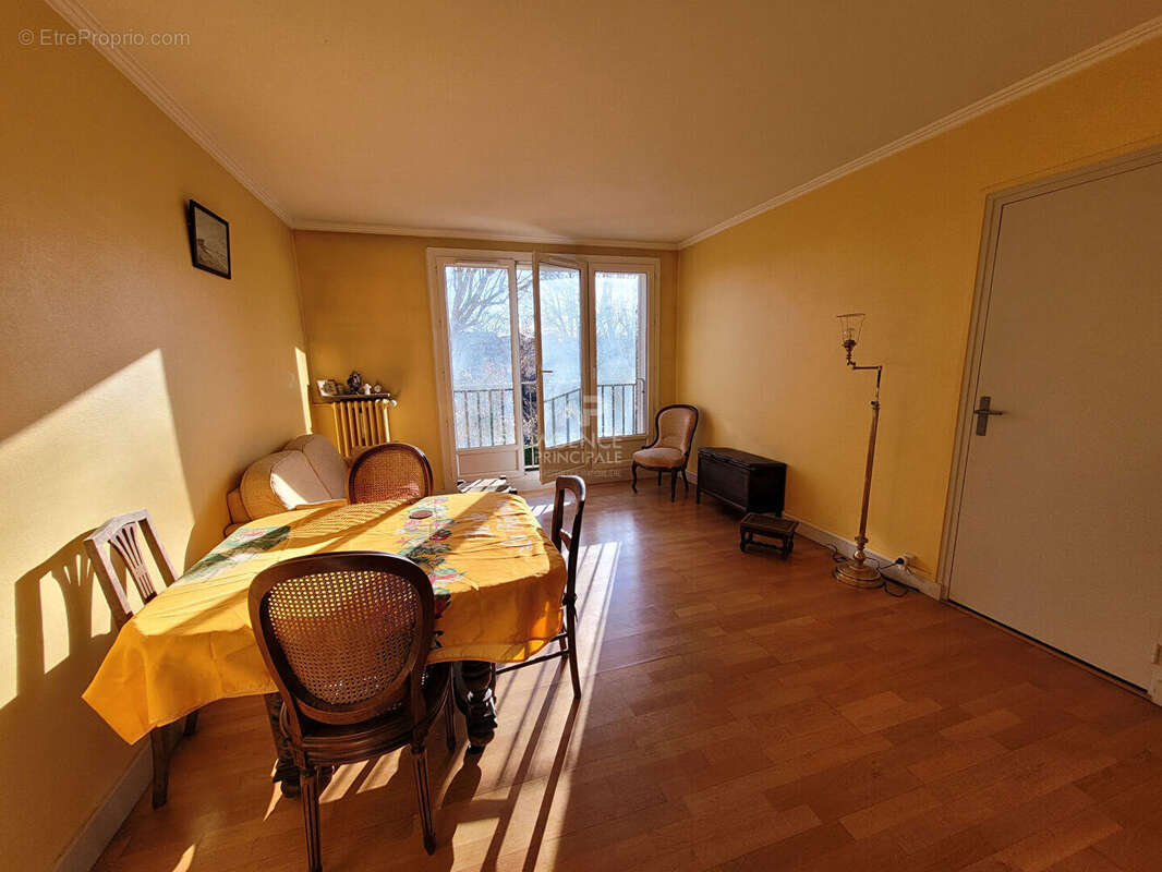 Appartement à SAINT-GERMAIN-EN-LAYE