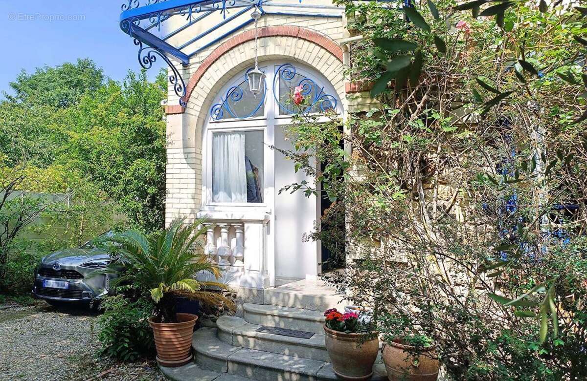 Maison à NEUILLY-PLAISANCE