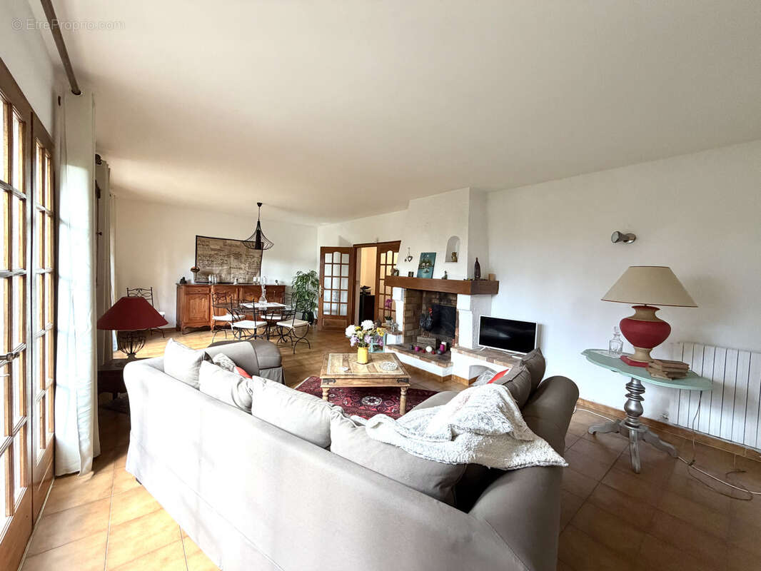 Maison à HYERES