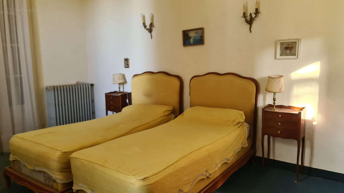 Maison à COURNONSEC