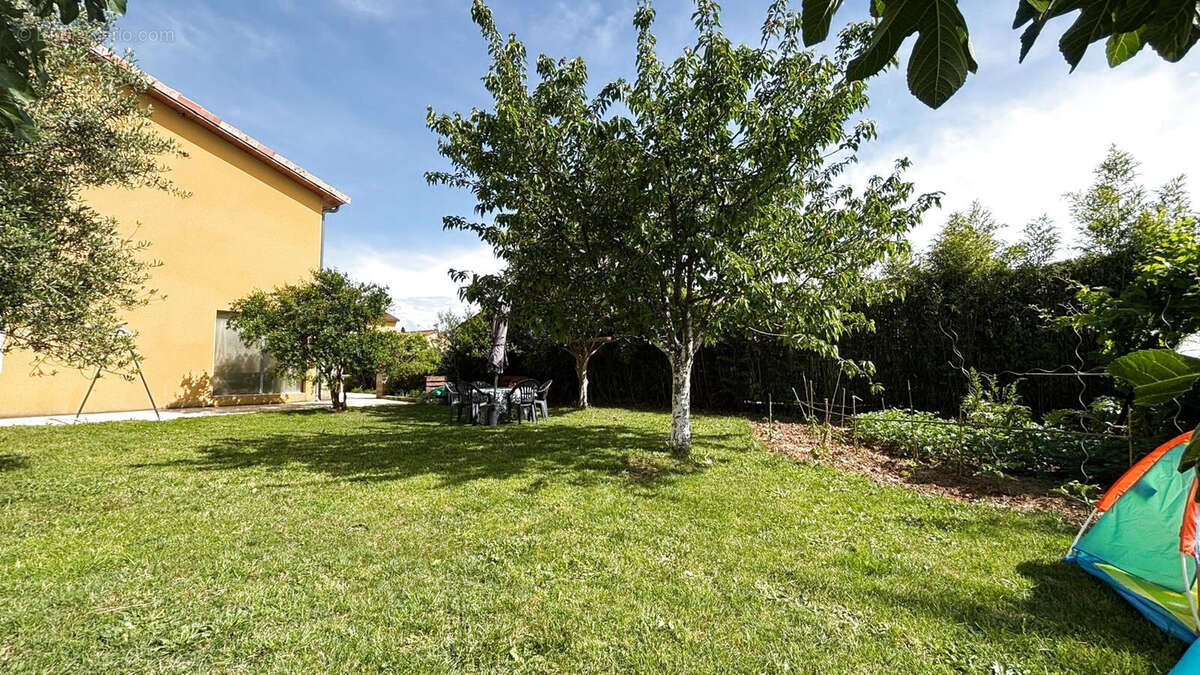 Maison à BOURG-LES-VALENCE