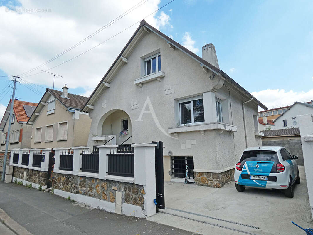 Maison à VILLEMOMBLE