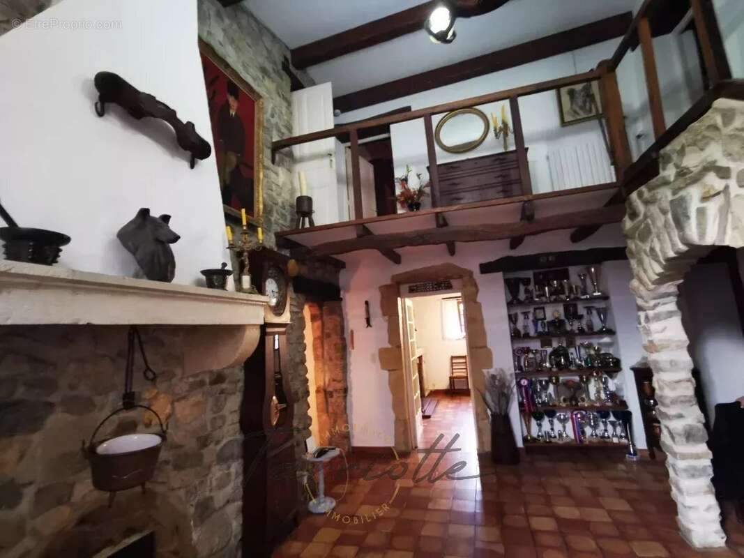 Maison à SAVASSE