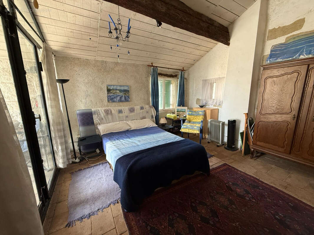 Maison à MONTAGNAC