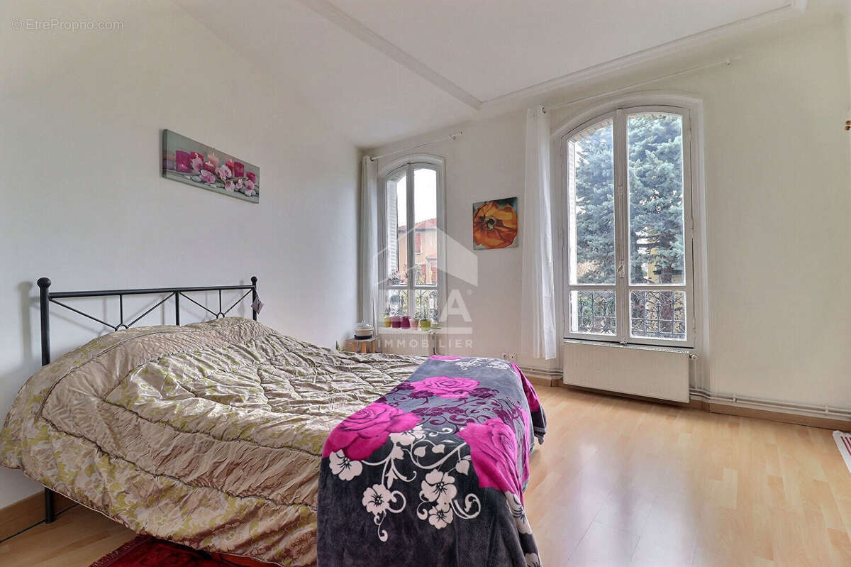 Appartement à BOIS-COLOMBES