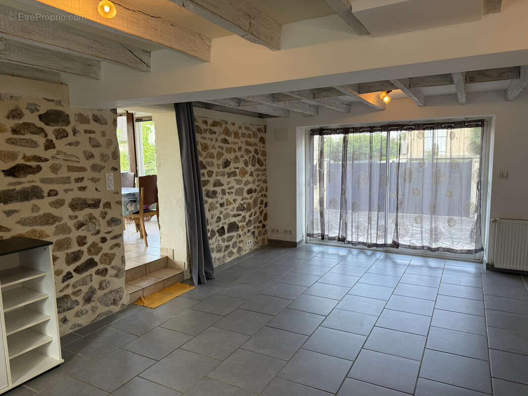 Maison à ARNAC-POMPADOUR