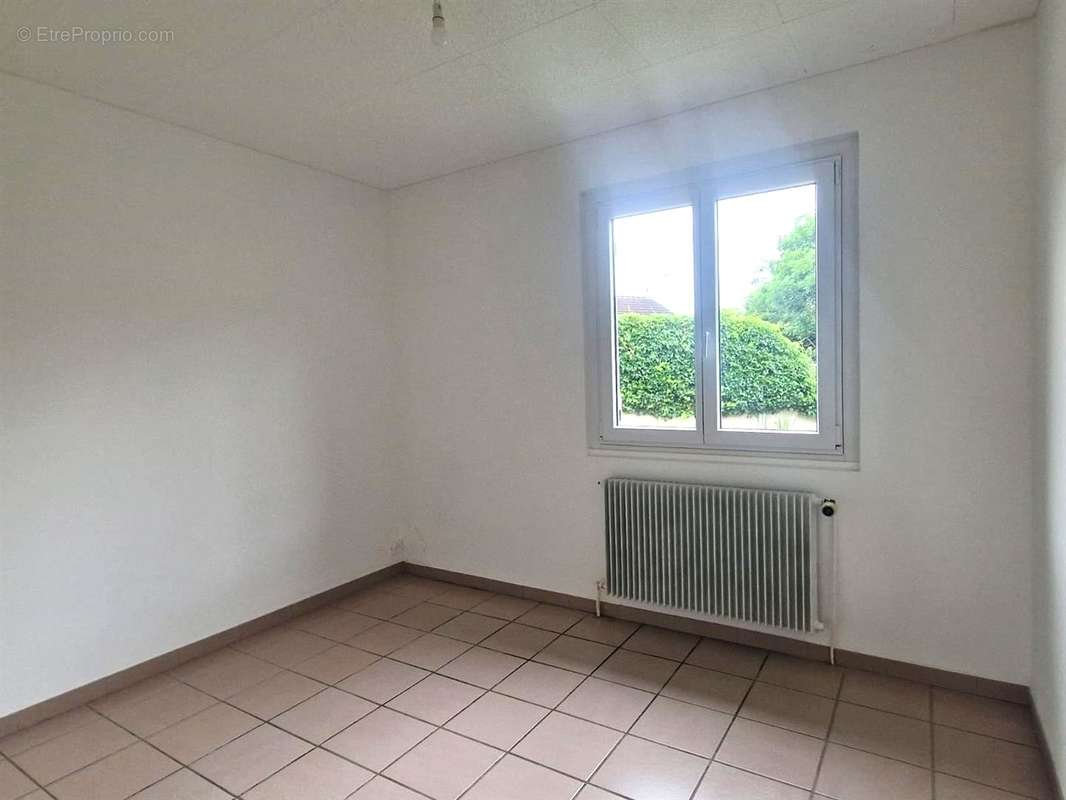 Maison à SAINT-LUBIN-DES-JONCHERETS