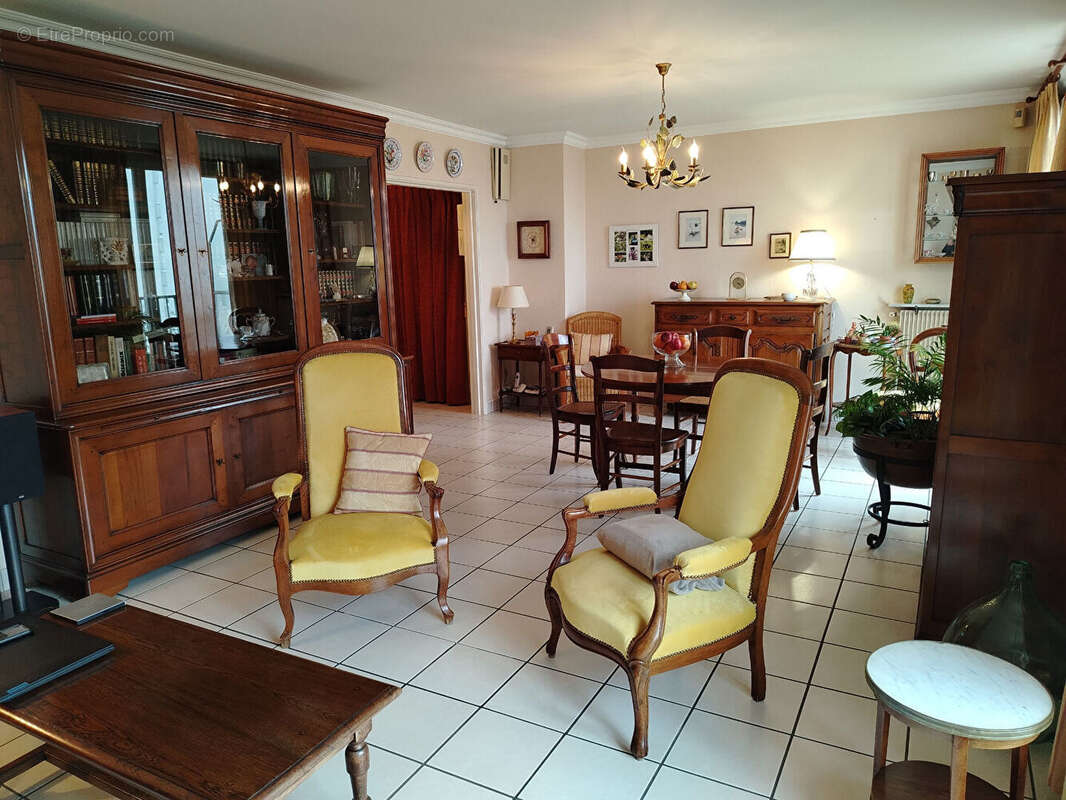 Appartement à JOUE-LES-TOURS