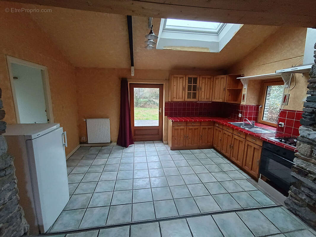 Maison à LESCOUET-GOUAREC