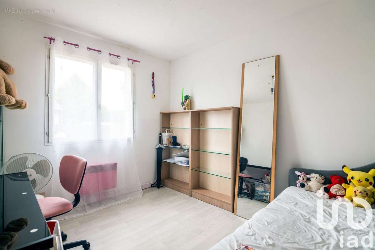 Photo 7 - Maison à SAINT-DENIS-DE-PILE