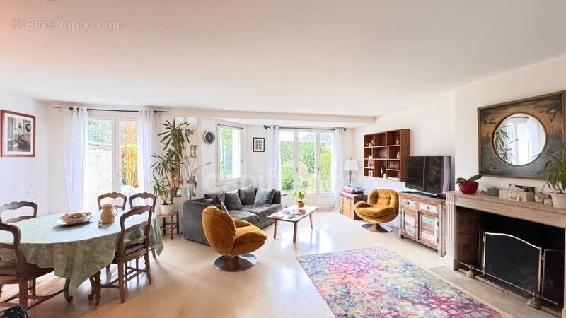 Maison à NOISY-LE-ROI