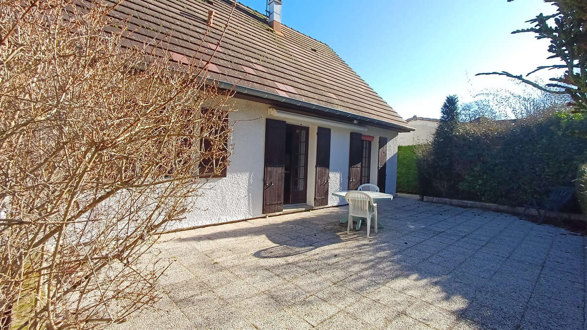 Maison à BELLERIVE-SUR-ALLIER