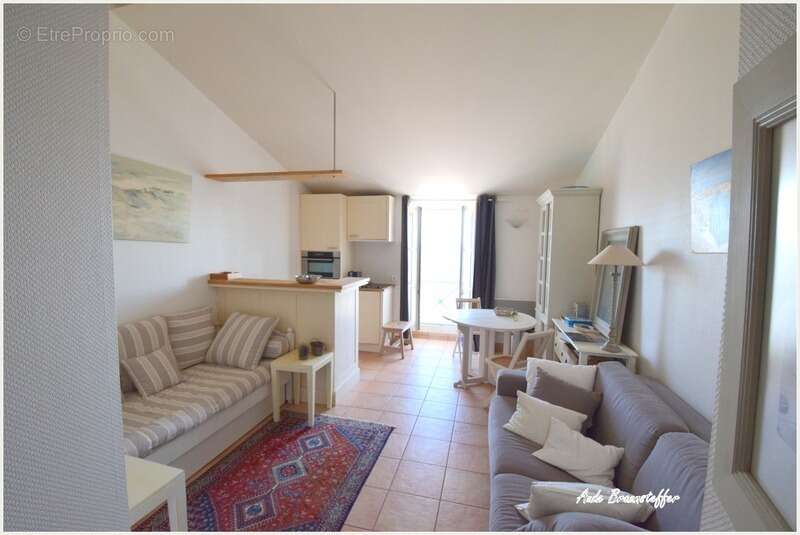 Appartement à vendre 1 pièces LA FLOTTE (17) - photo 3