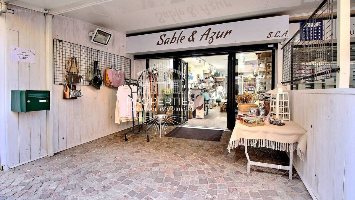 Commerce à LE LAVANDOU