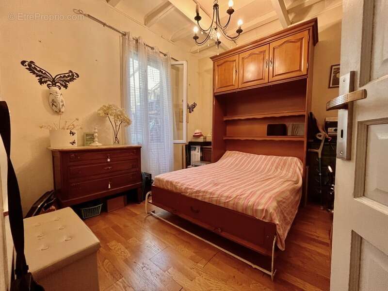 Maison à MARSEILLE-4E