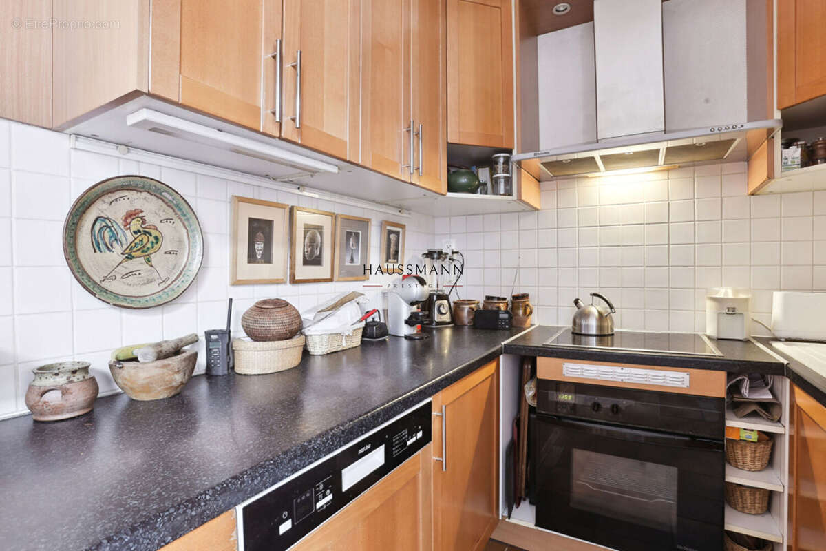 Appartement à PARIS-1E