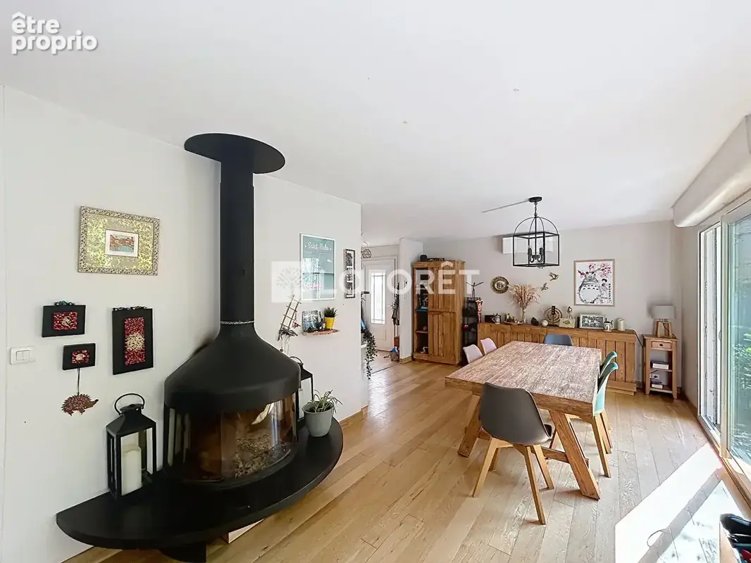 Maison familiale climatisée, avec sous-sol - Orgeval - 7 pièces - photo 2