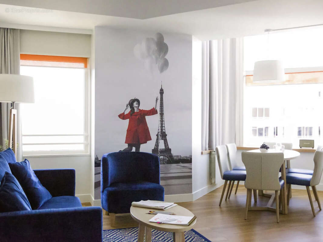 Appartement à PARIS-15E