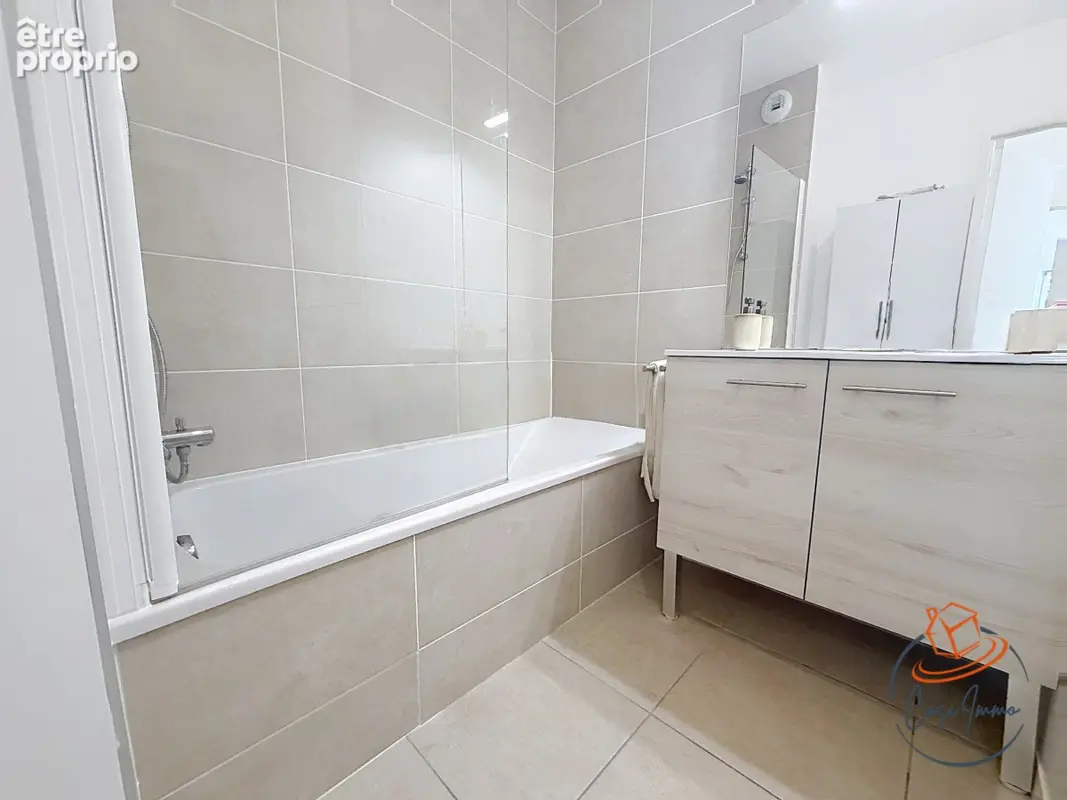 CESSY - Appartement T3 en rez de jardin avec vue mont blanc dégagé équipé d'un garage - photo 8