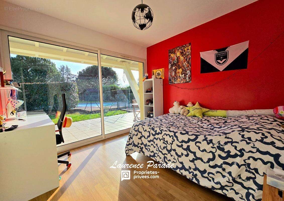 Maison à CAMPS-SUR-L&#039;ISLE