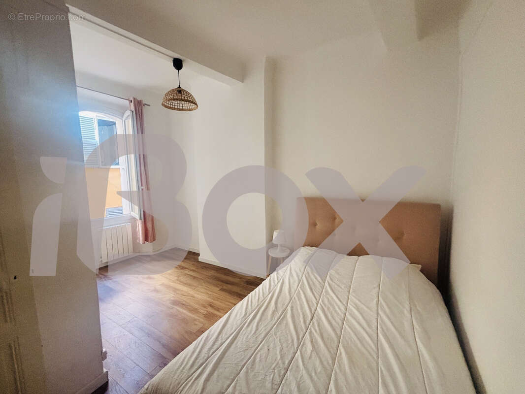 Appartement à HYERES
