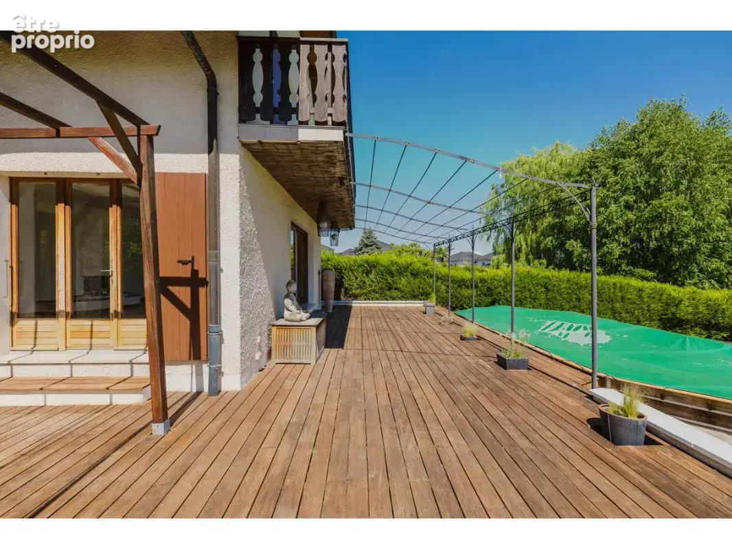 Maison 7 pièces 169 m² à vendre à Echenevex (01170) - photo 6