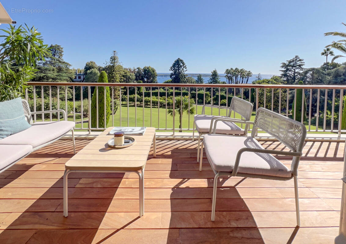 Appartement à CANNES