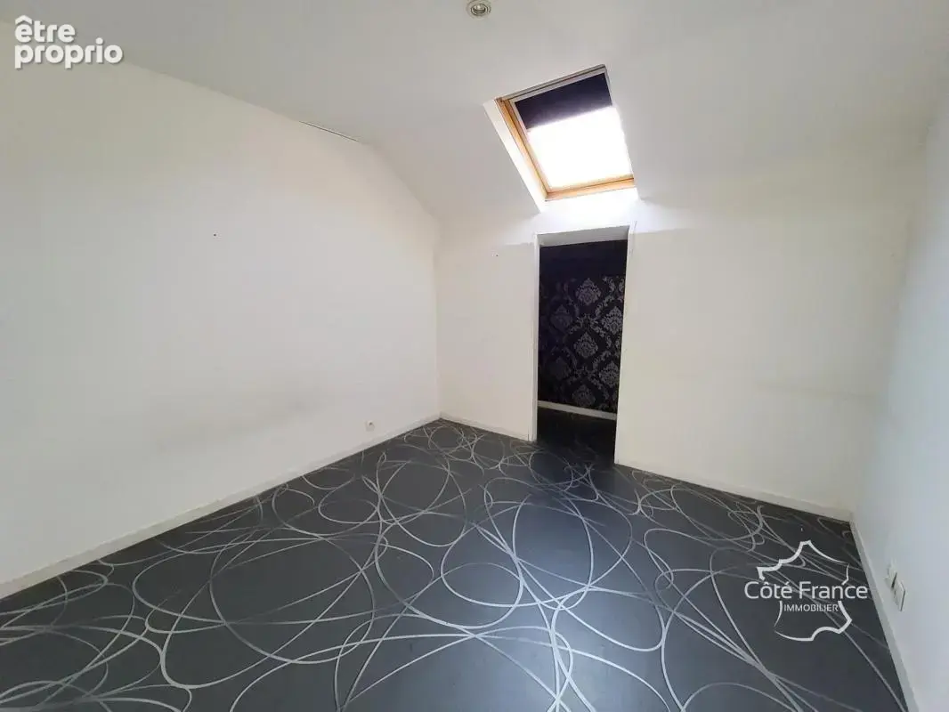 EXCLUSIVITÉ   IDÉAL FAMILLE. Revin (08). Maison cinq chambre - photo 15