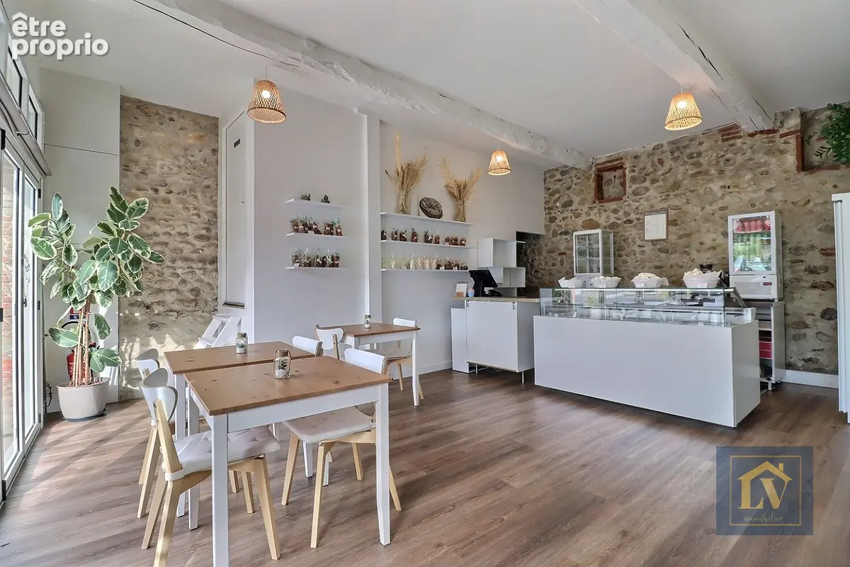 A vendre immeuble à usage mixte de 200 m² - photo 6