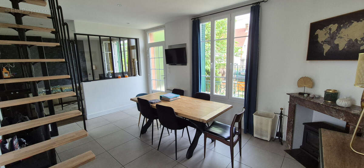 Maison à HUISSEAU-SUR-MAUVES