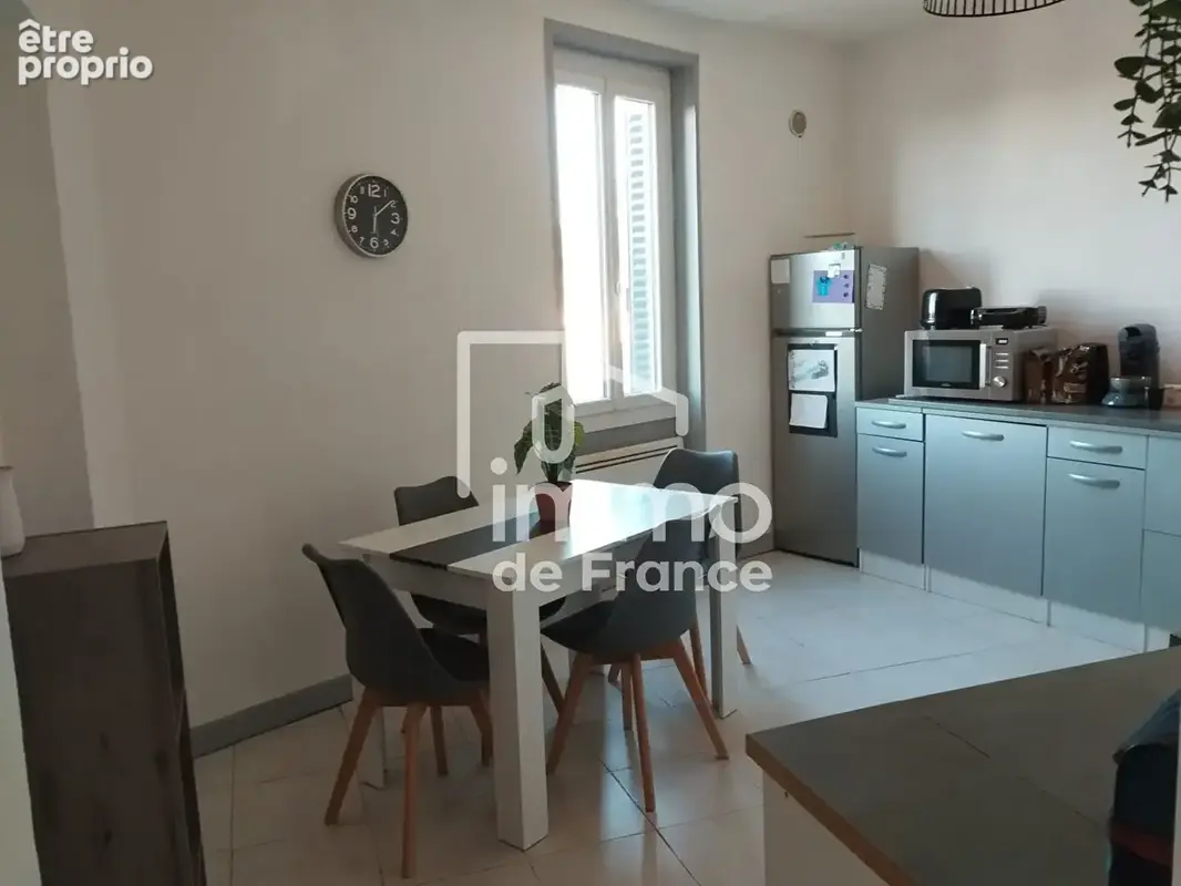 Ambérieu-en-Bugey : immeuble de rapport de 6 appartements et 1 local, à proximité immédiate de la gare - photo 13