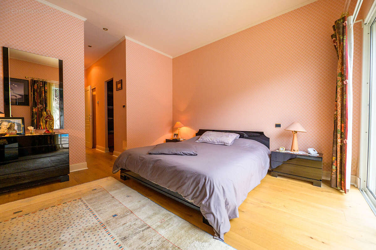Maison La Flotte 6 pièce(s) 214 m2 - photo 8