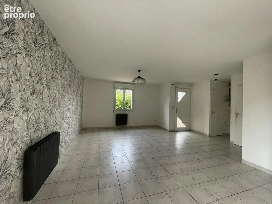 Maison 6 pièces 91 m² à vendre à Saint-Baudelle (53100) - photo 4