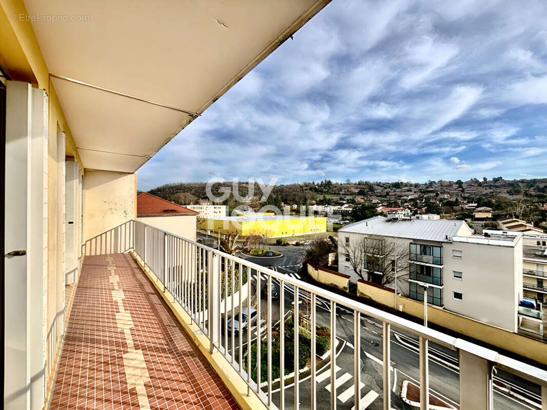 Appartement à NEUVILLE-SUR-SAONE