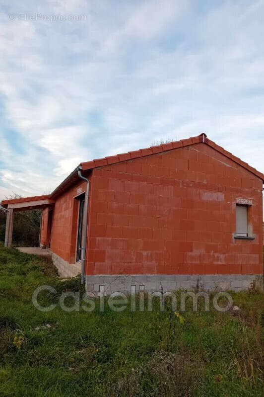 Maison à FINHAN