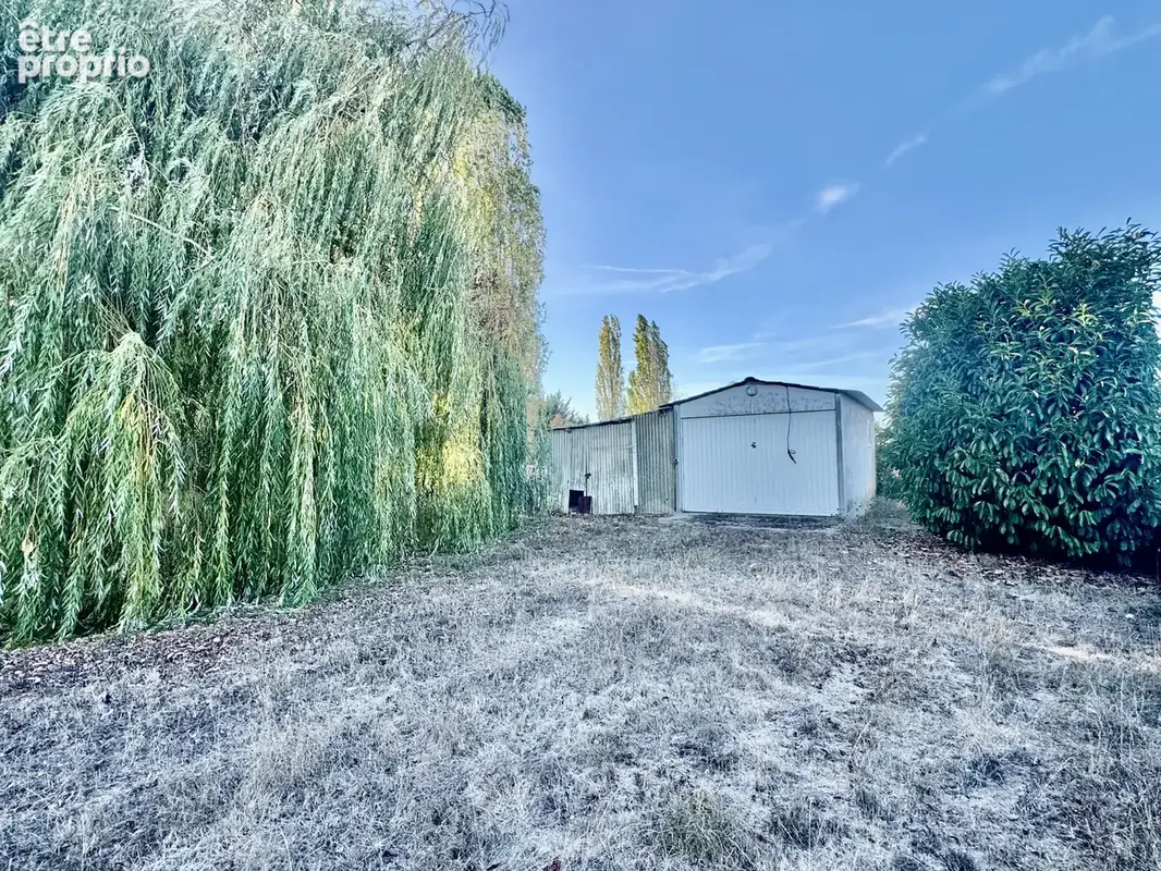 Varennes changy, plain pied, garage, 200m2 terrain, calme, campagne, 3 mn des commerces - photo 2