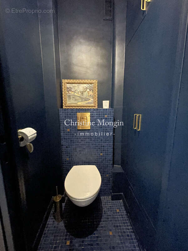 Appartement à NEUILLY-SUR-SEINE