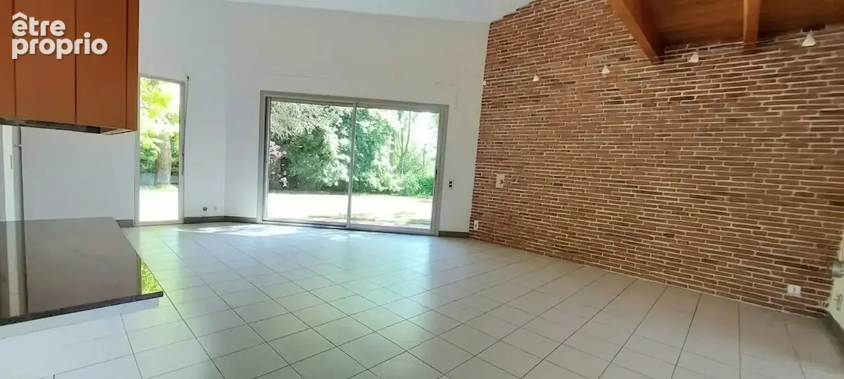 Maison T7 à Beaupuy - Habitation ou profession libérale - photo 6