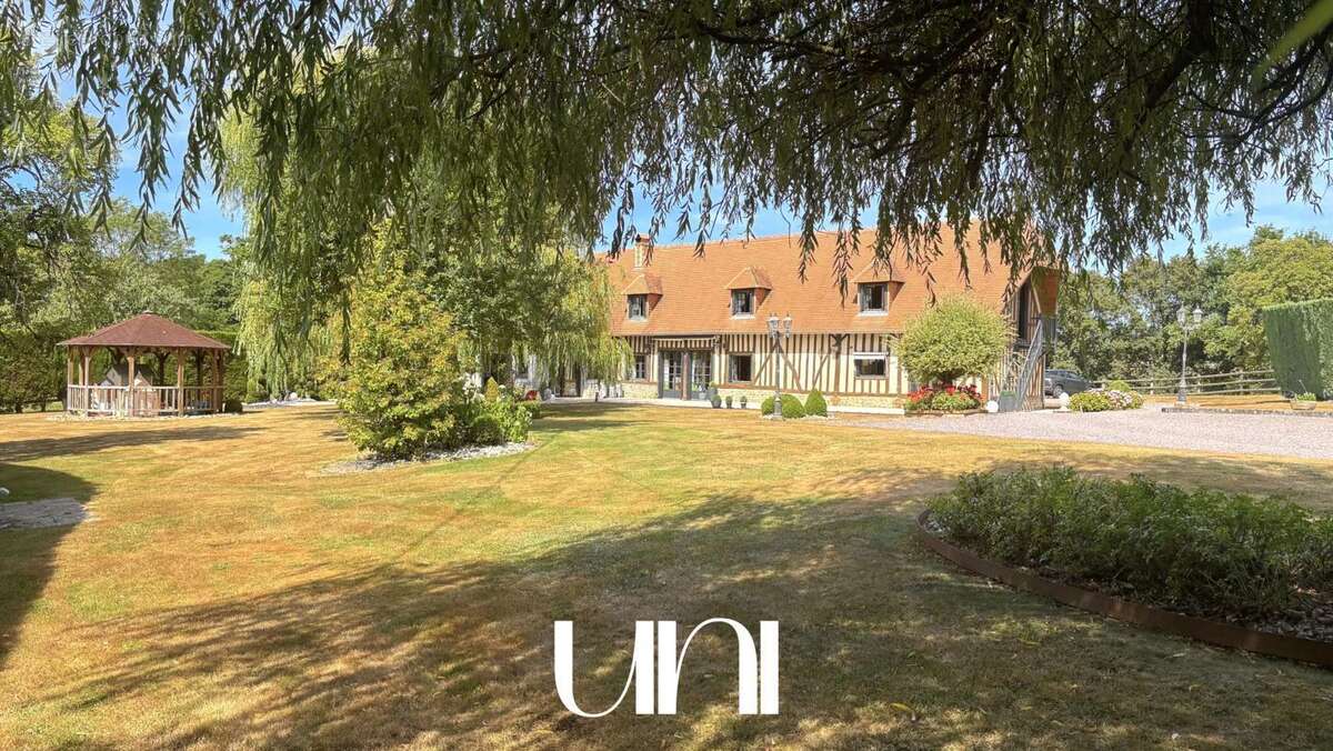 Maison 245 m² à Fauguernon  - photo 15