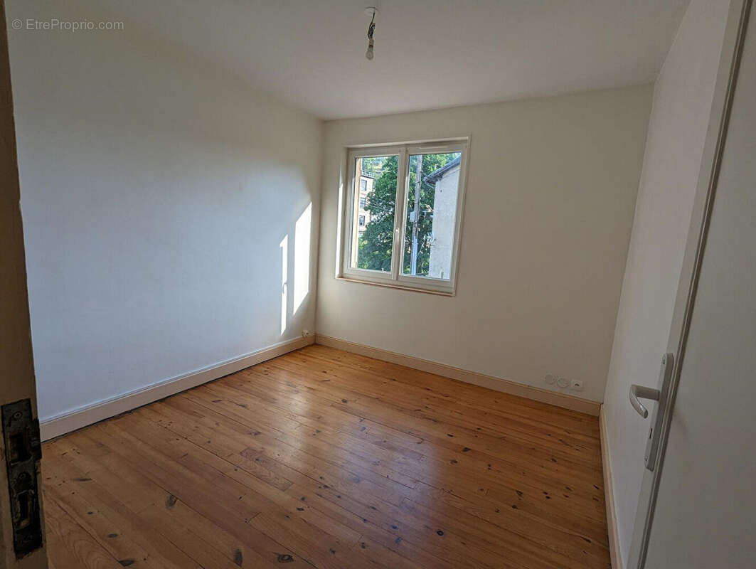 Maison à LE CHEYLARD