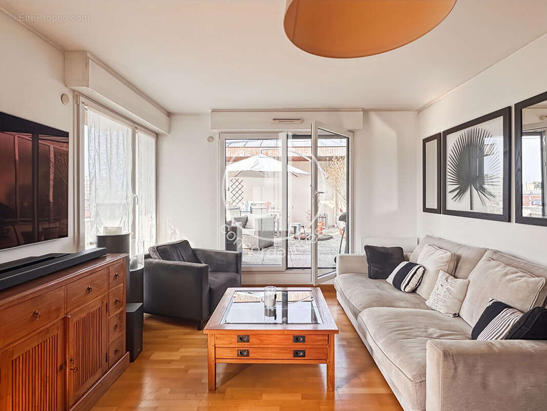 Appartement à SURESNES